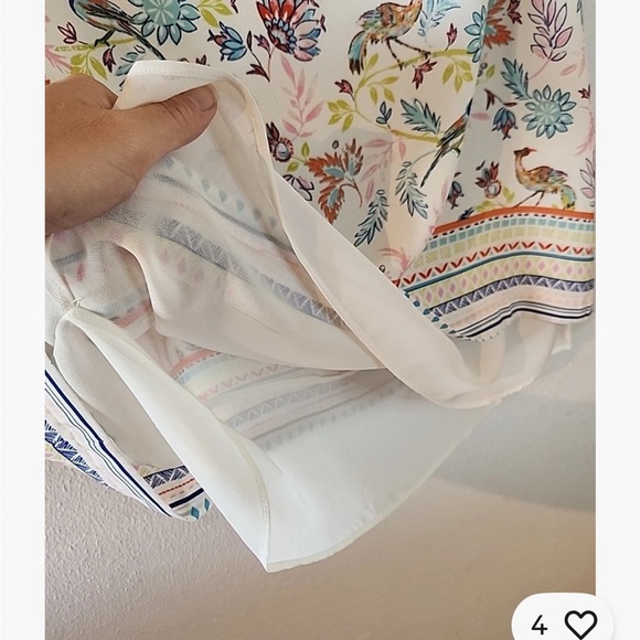 Rose and Olive fully lined sleeveless top. Size M - Picture 7 of 10